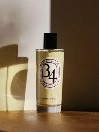 34 boulevard saint germain raumspray 2 330x440 - 34 Boulevard Saint Germain &ndash; Raumspray