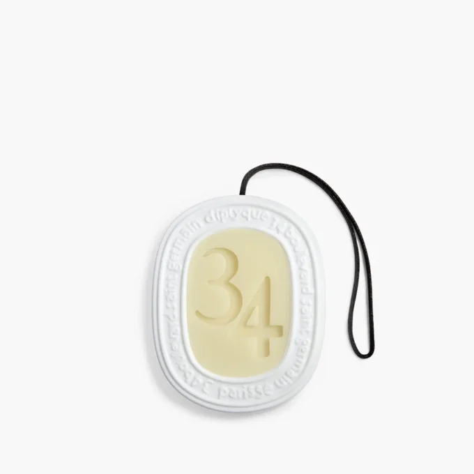 34 Boulevard Saint Germain – Wachs-Oval
