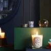 Mittlerer Kerzenhalter aus Goldbronze – für klassische Kerzen Mittlerer Kerzenhalter aus Goldbronze – für klassische Kerzen
